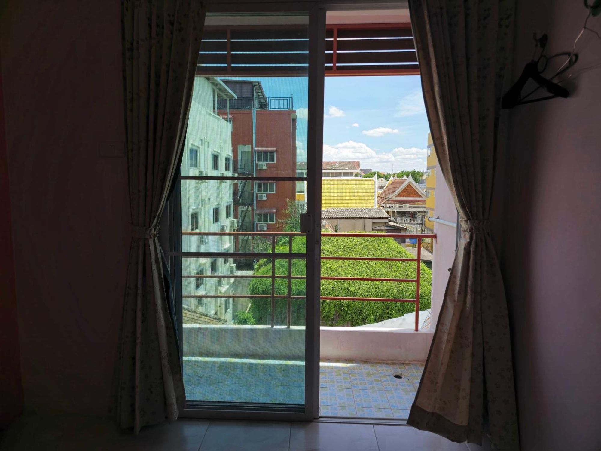 曼谷 Bonita House酒店 外观 照片